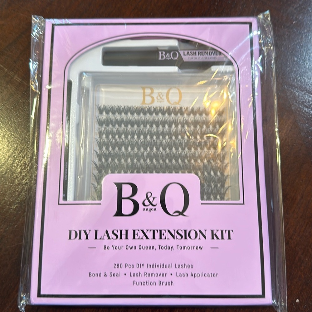 B & Q DIY LASH EXTENSION KIT